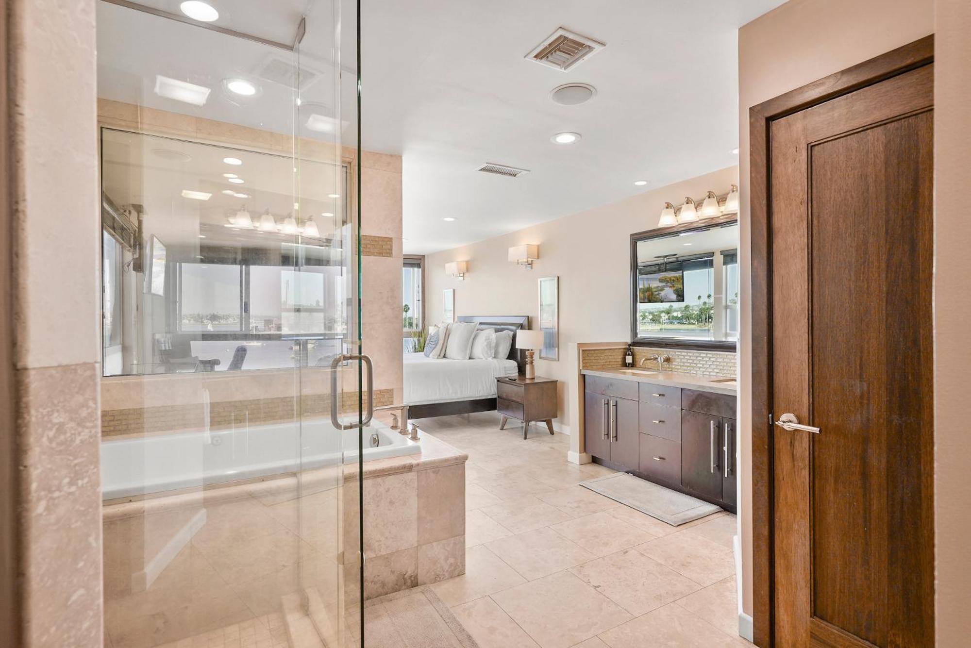 Stunning Bayfront Condo With Gorgeous Views, Garage, Massive Roof Deck & Ac - Dogs Welcome! Σαν Ντιέγκο Εξωτερικό φωτογραφία